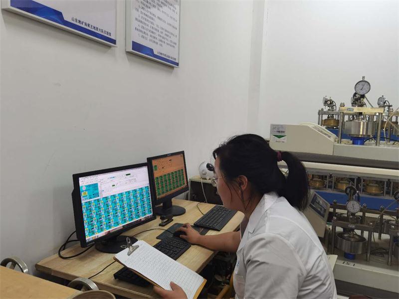 公司同002A：土工試驗(yàn)甲級(jí)，可以承擔(dān)甲級(jí)及以下工程勘察資格所能承擔(dān)工程勘察項(xiàng)目的土工試驗(yàn)任務(wù)； 聯(lián)系人：任玲，電話：18653883892(圖3)