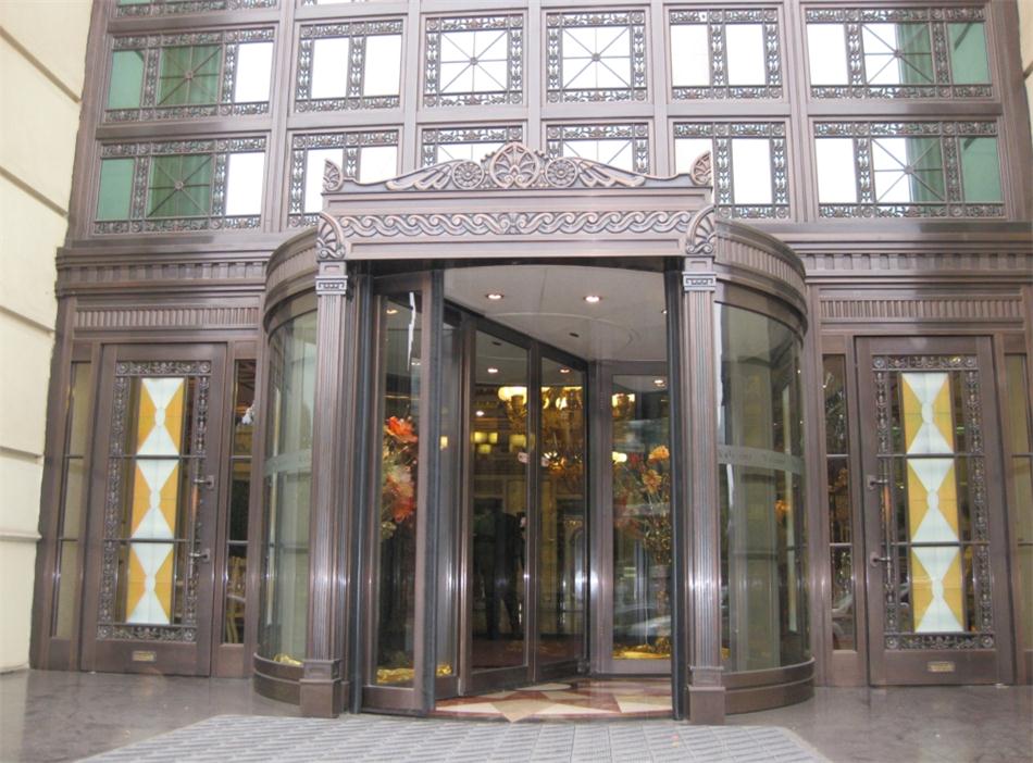 銅門設(shè)計：體現(xiàn)并映射銅文化之內(nèi)涵！(圖1)